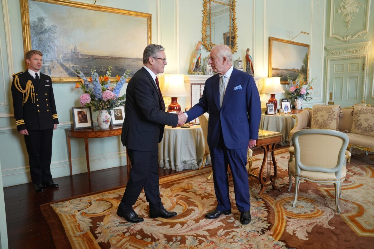 Король Чарльз ІІІ та новий прем'єр Британії Кір Стармер. Фото: The Royal Family, Facebook