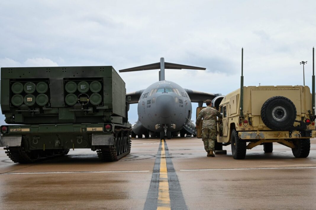 Американська зброя для України. Фото: Armyinform