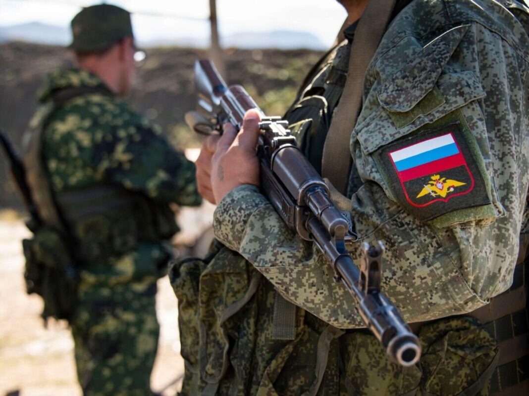 Російські військові
