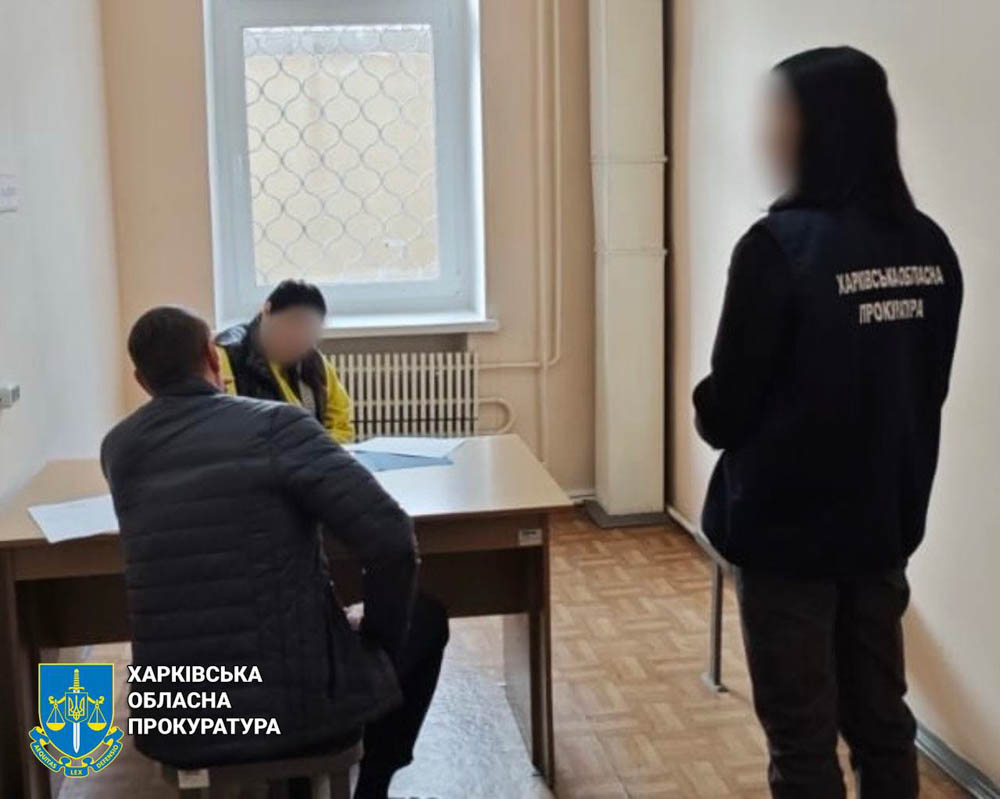 Підозрюваний на допиті. Фото: Харківська обласна прокуратура