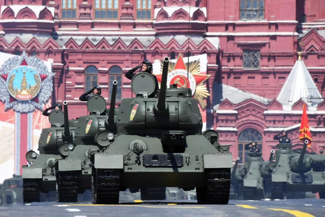 Парад 9 травня у Москві. Фото: REUTERS