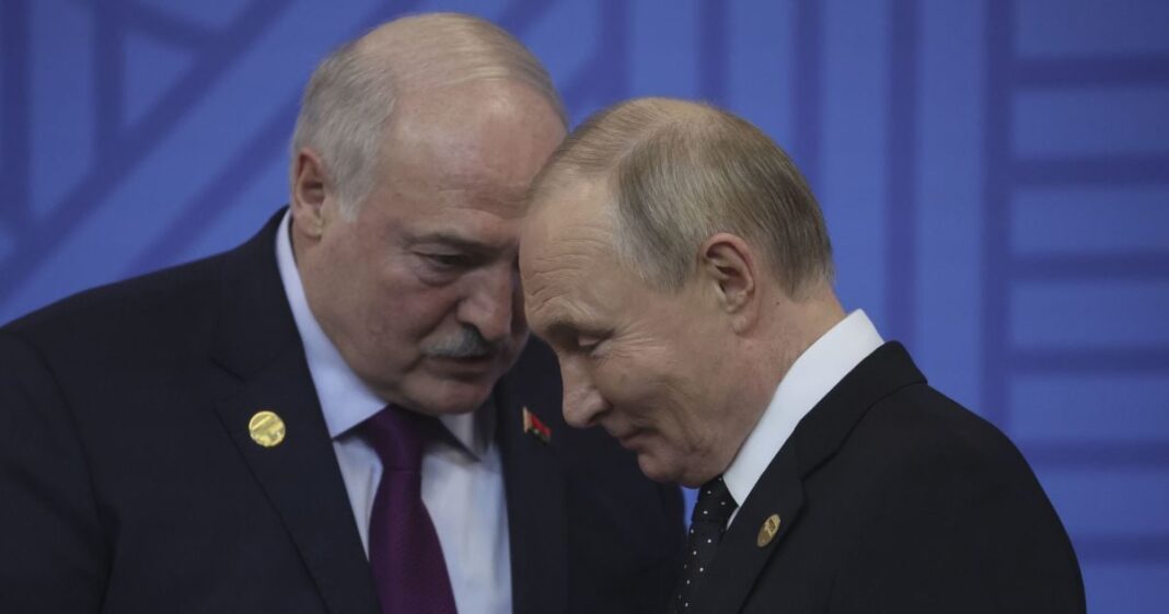 Диктатори Росії та Білорусі. Фото: Associated Press