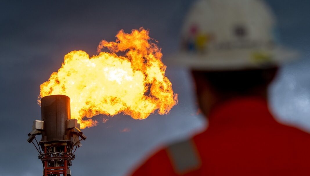 Працююча установка з видобутку газу. Фото: Getty Images