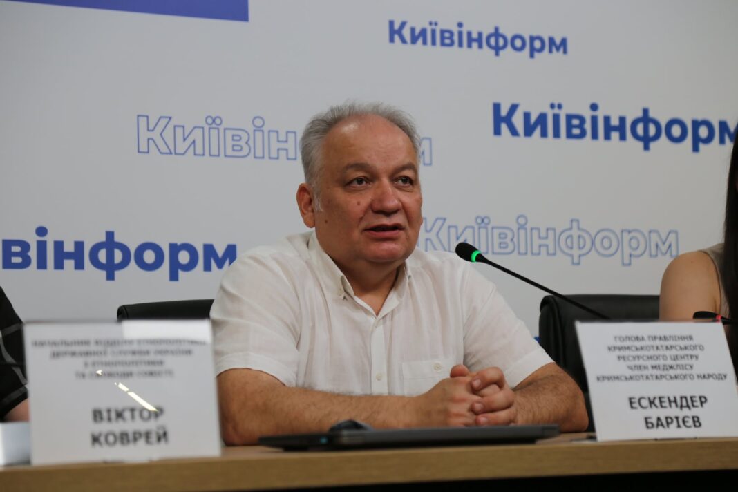 Ескендер Барієв, український кримськотатарський політик, член Меджлісу кримськотатарського народу.
